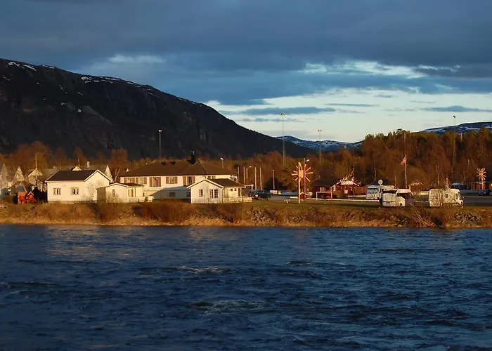 River Parque de Campismo